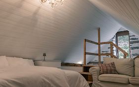 Verzasca Lodge Carlotta